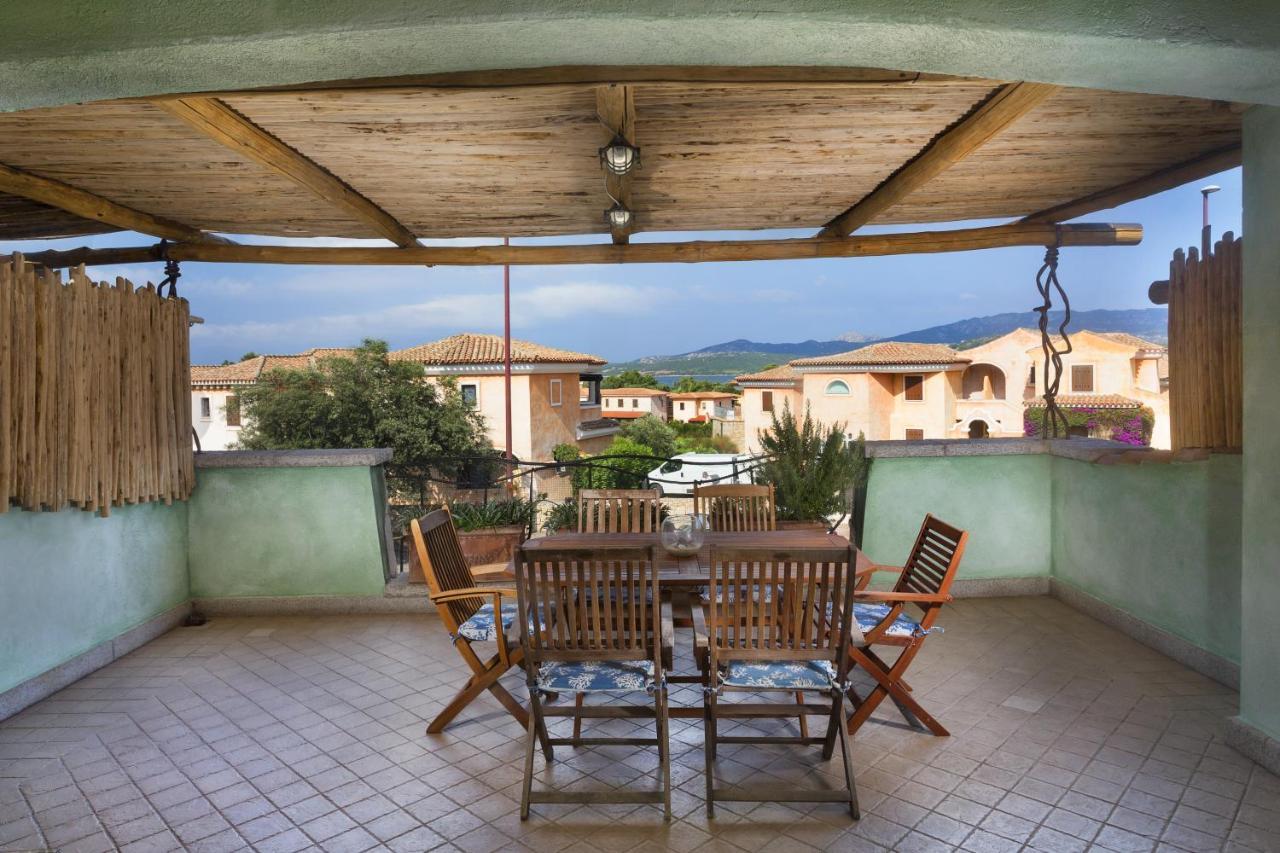 Villetta A Cannigione Exteriör bild
